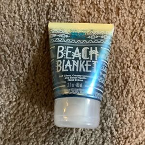 Perfectly Posh Beach Blanket BFYHC